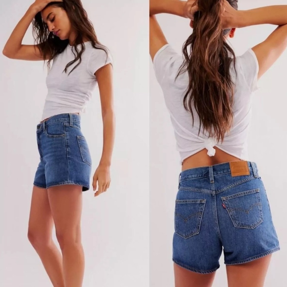 EUC Levi’s 80s Mom Shorts